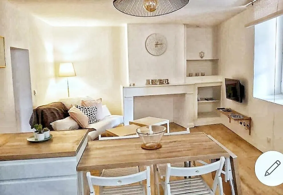 L'Escale Cocooning Appartement T2 Centre 3 Etoiles Bagnères-de-Bigorre 0*,